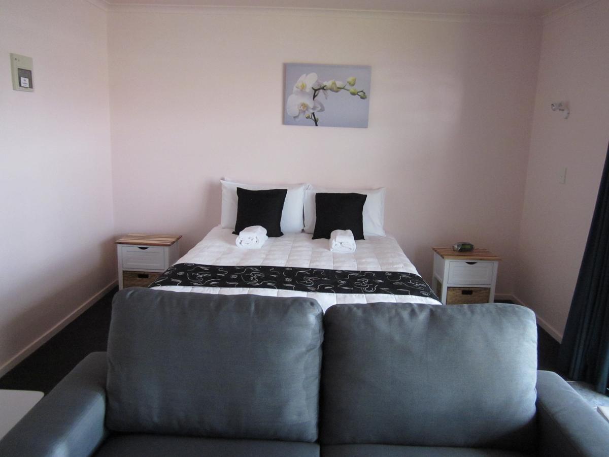 Kiwi Court Motel Hawera Esterno foto